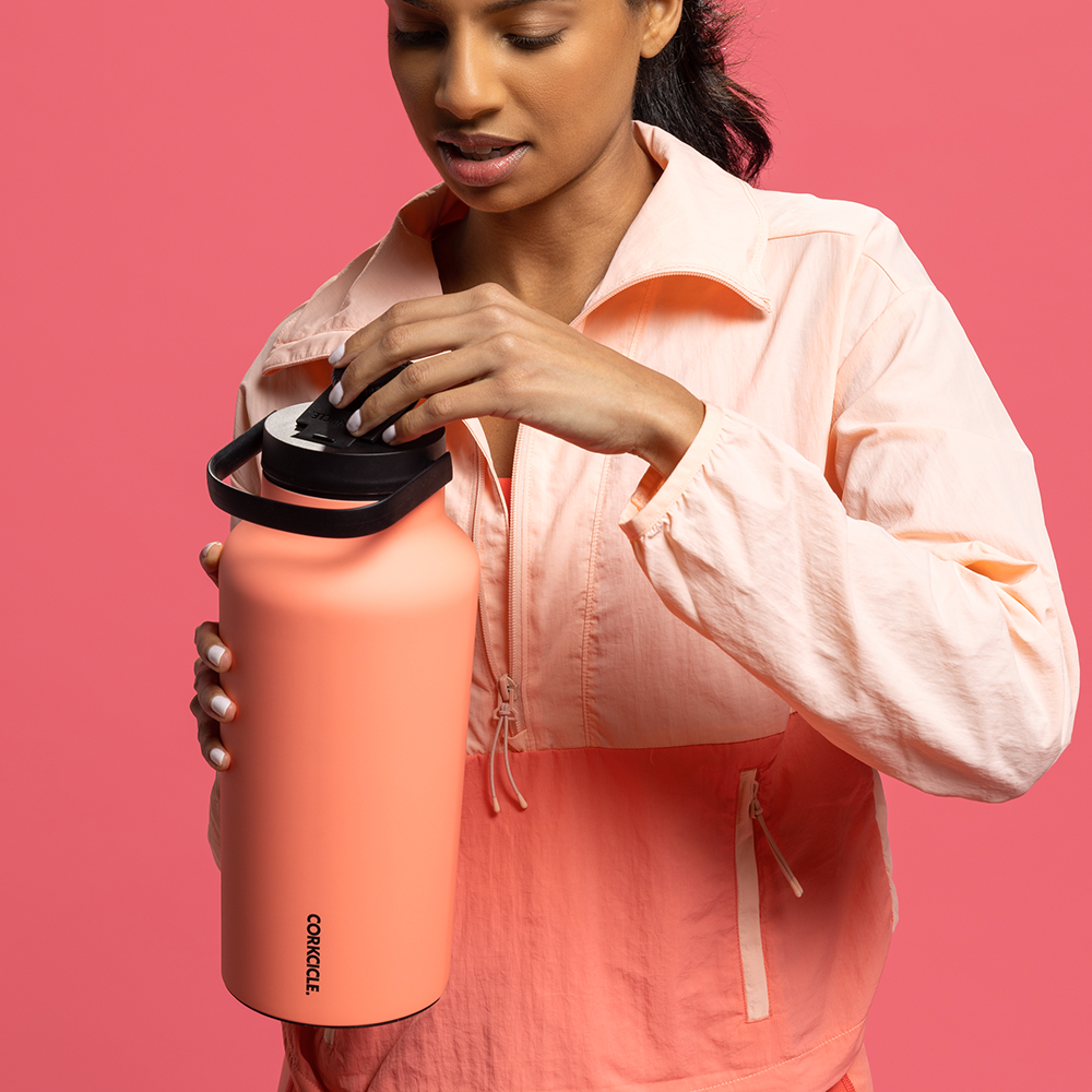 series-a-sport-jug-v3 968dacb42298--05.png